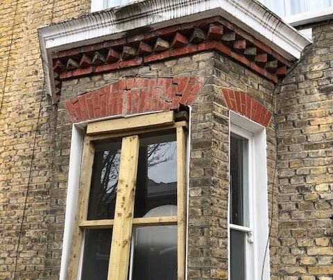 Failed brick window lintel