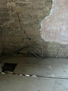 Cracks and Bowing Wall